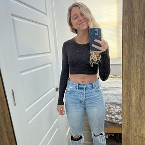 Hold tight cropped long sleeve brown, discontinued, NWT, hemmed straight